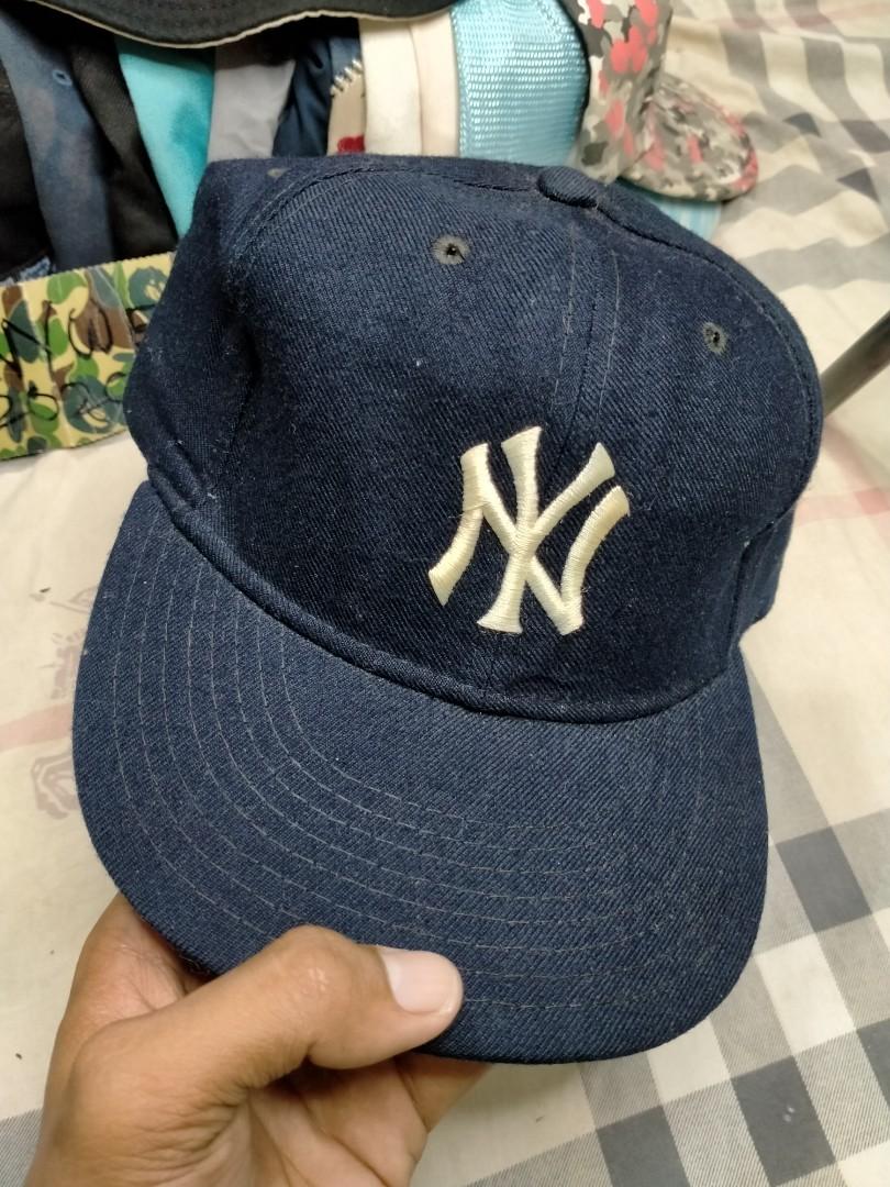 90s New York Yankees Logo CapJ即日発送used - キャップ