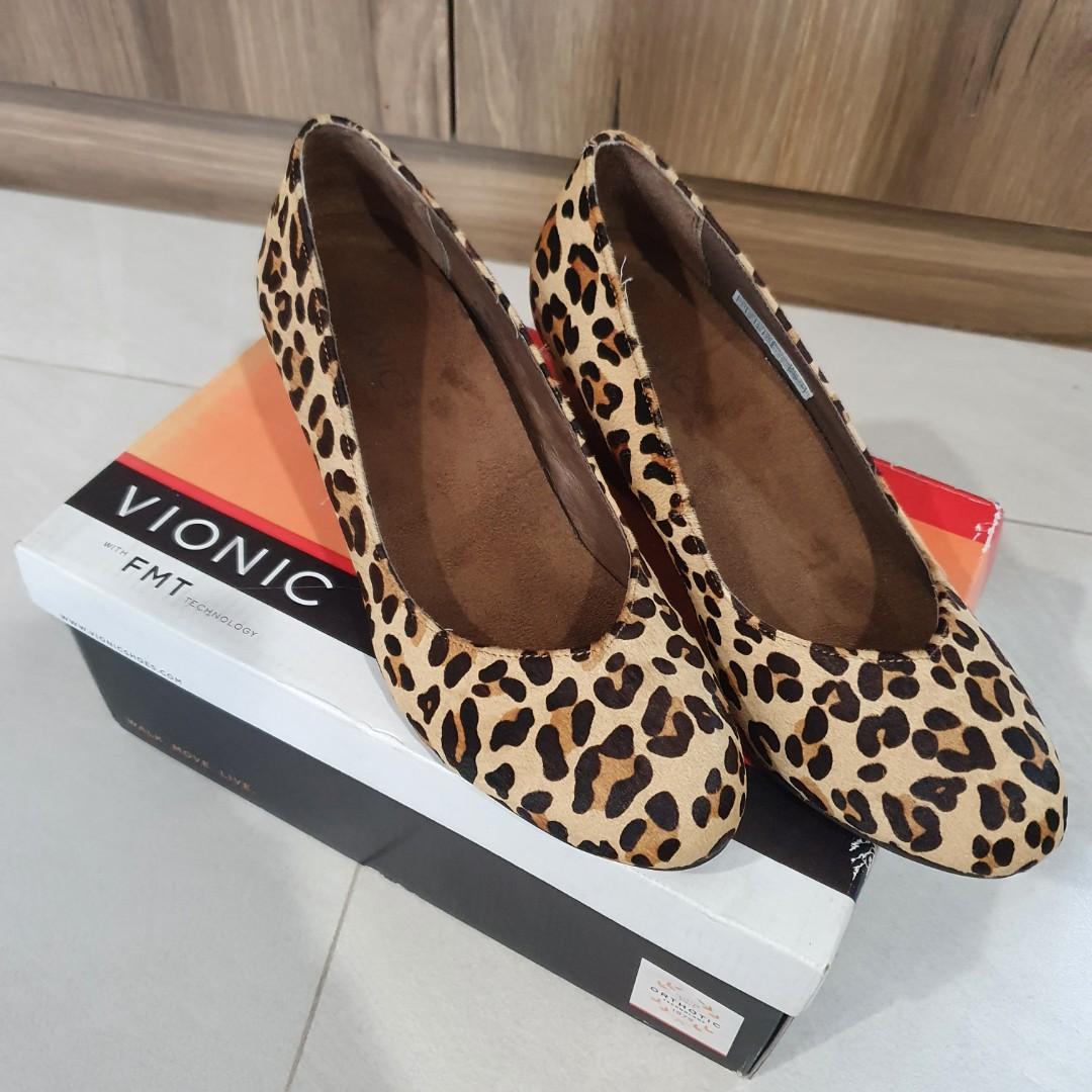 Vionic Orthotic Leather Wedges Antonia Tan Leopard Print