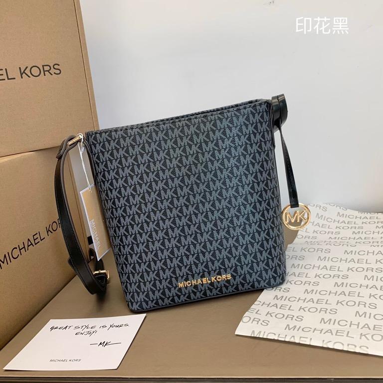 Michael kors kimberly crossbody best sale
