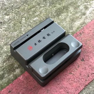 由 zkdope (刊登 ID 1049786207，圖片 1) 提交，位於 的 (類別：)，說明：。
