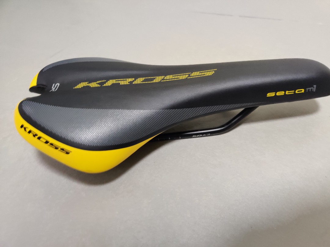 全新 SELLE Royal SR 單車 座墊 坐墊, 運動產品, 單車及配件, 單車 - Carousell