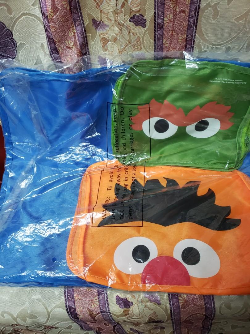 芝麻街收納袋一大兩小sesame Streets Zip Bags 傢俬 家居 其他 Carousell