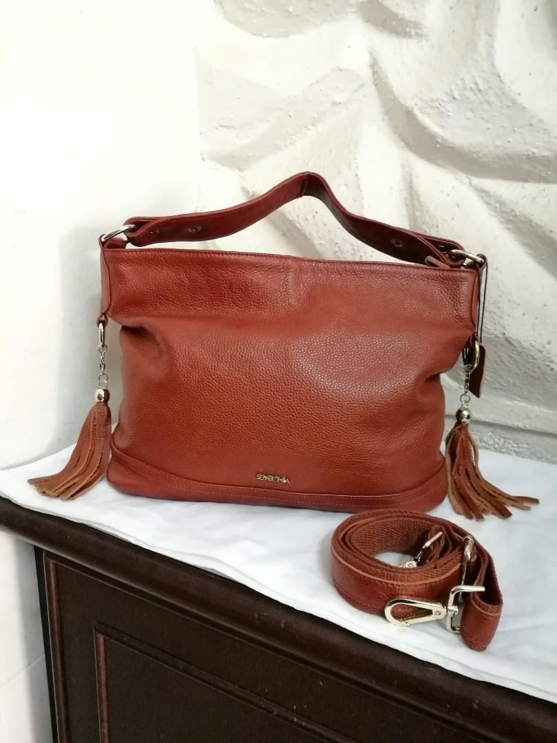 Sembonia store leather handbag