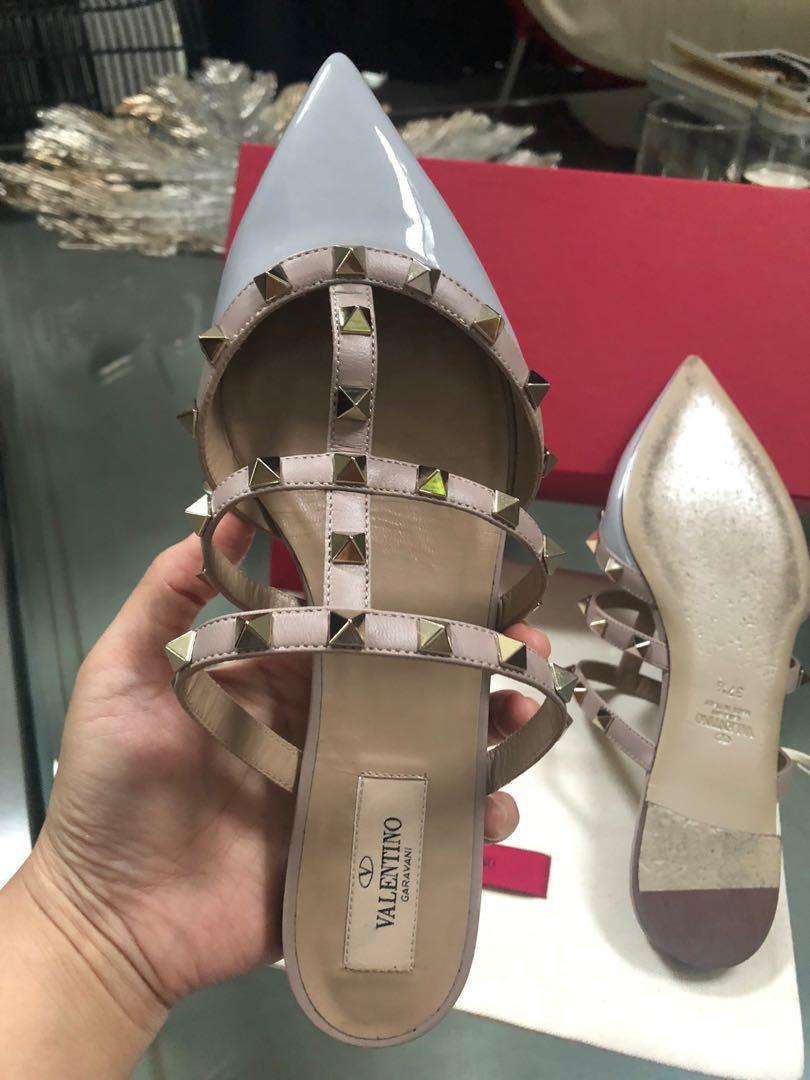 Valentino rockstud 2025 slip on