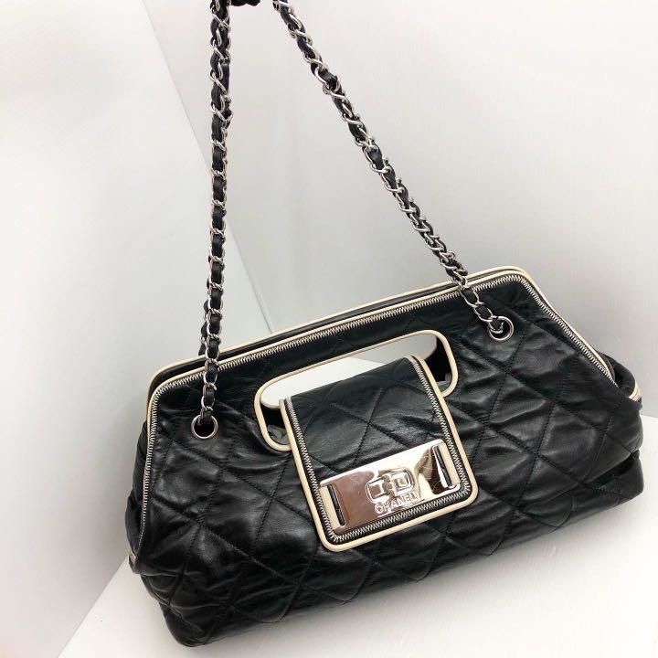 DiscountCHANEL Sling Bag Chain Bag Calf leather 187006043 Womens  Fashion Bags  Wallets Crossbody Bags on Carousell