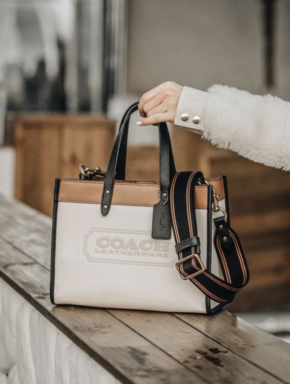 Coach field outlet tote 30