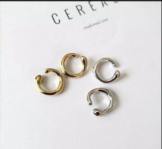 (Category: ) located in . Submitted by mooclothes (Listing ID 1049825853, Image 1). Description: .