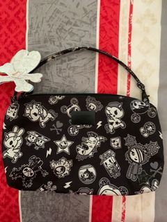 (Category: ) located in . Submitted by prisplow (Listing ID 1049847126, Image 1). Description: .