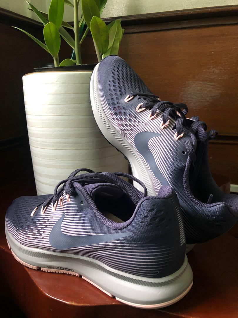 nike pegasus size 9.5