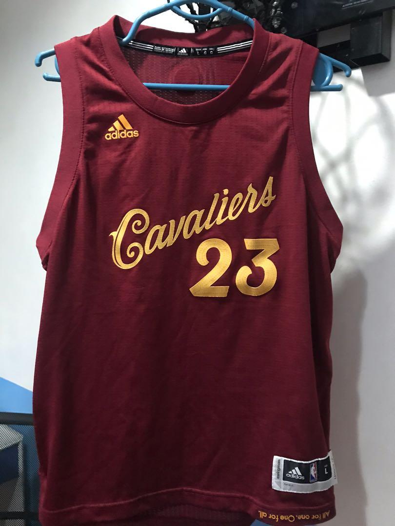 Lebron james jersey discount youth large