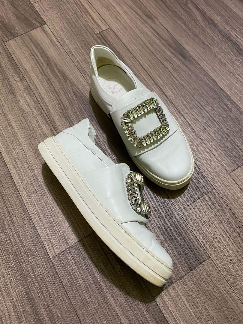 Roger vivier shop slip on