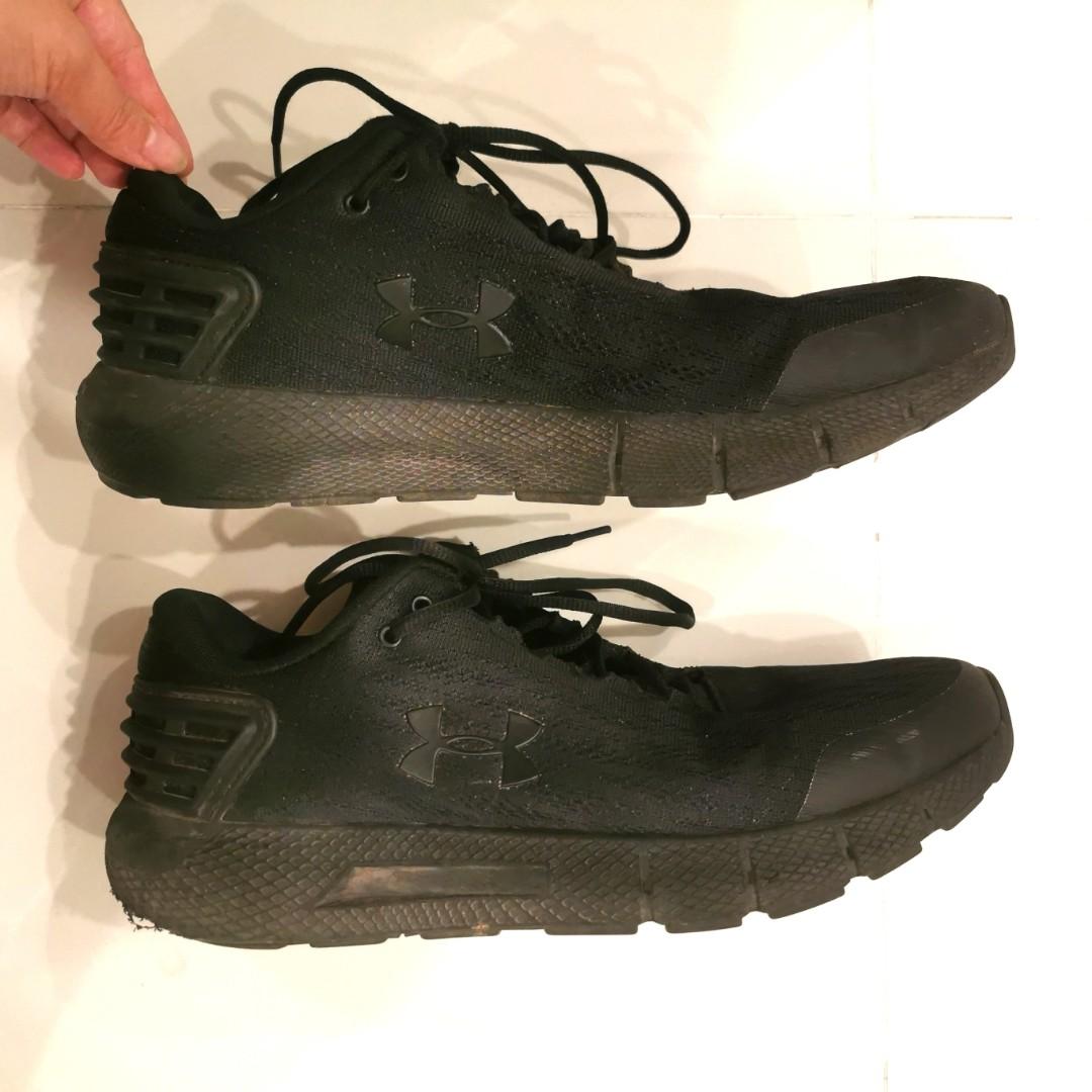 Under Armour black running shoes, Men's 
