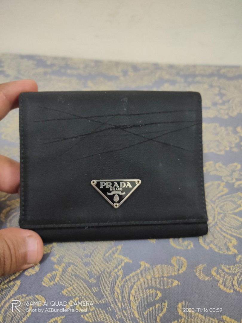 Prada short 2025 wallet
