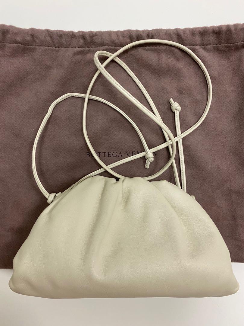 Bottega veneta outlet mist pouch