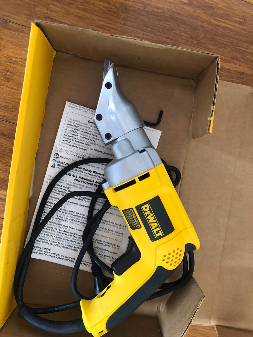 Dewalt DW890 Heavy Duty Metal Shear, Furniture  Home Living, Home  Improvement  Organisation, Home Improvement Tools  Accessories on  Carousell