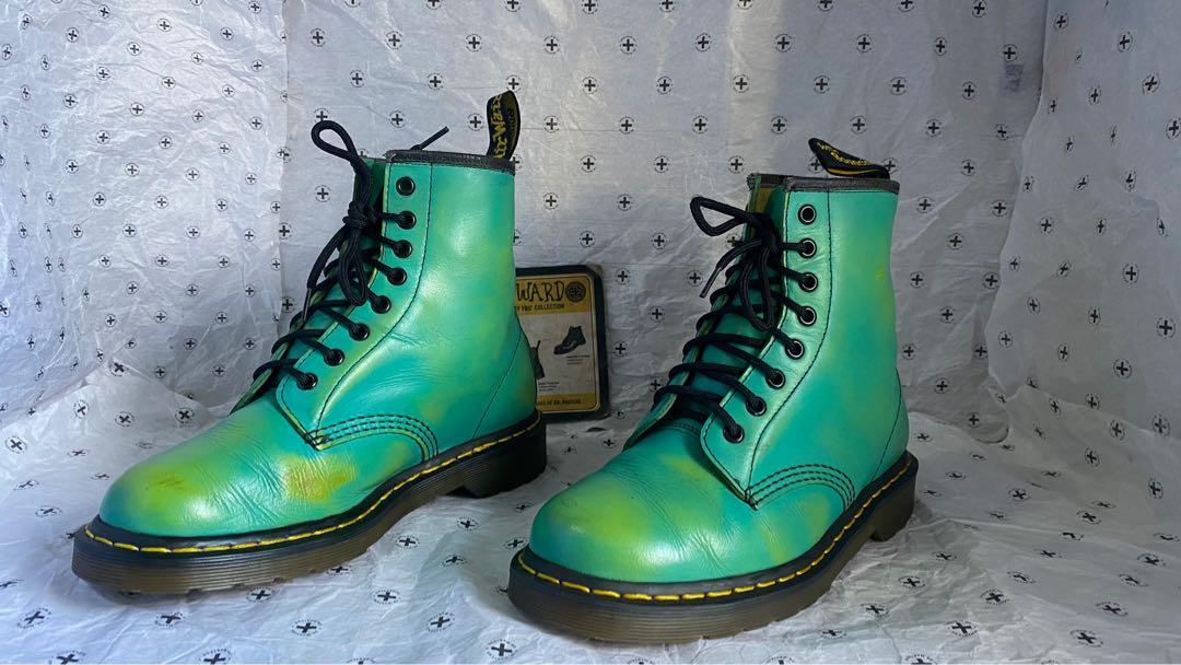 Dr. Martens 1460 Uk7 Rub Off, Men's Fashion, Footwear, Boots on Carousell