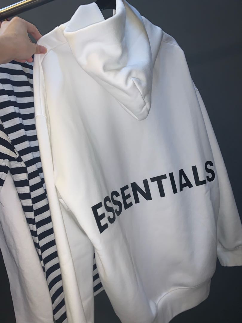 CLEARANCE* FOG Essentials FW18 White Hoodie, Men's Fashion, Tops ...