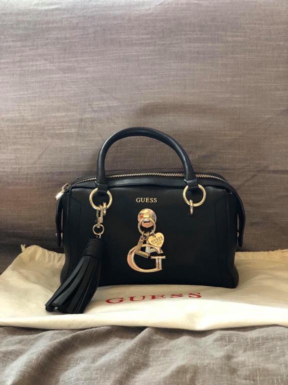 Guess doctors bag price online
