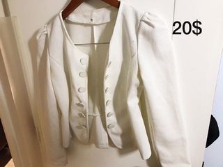 （分類：）位於 。 由 lerain16 提交（商品編號 1050155884，圖片 1）。簡介： 。