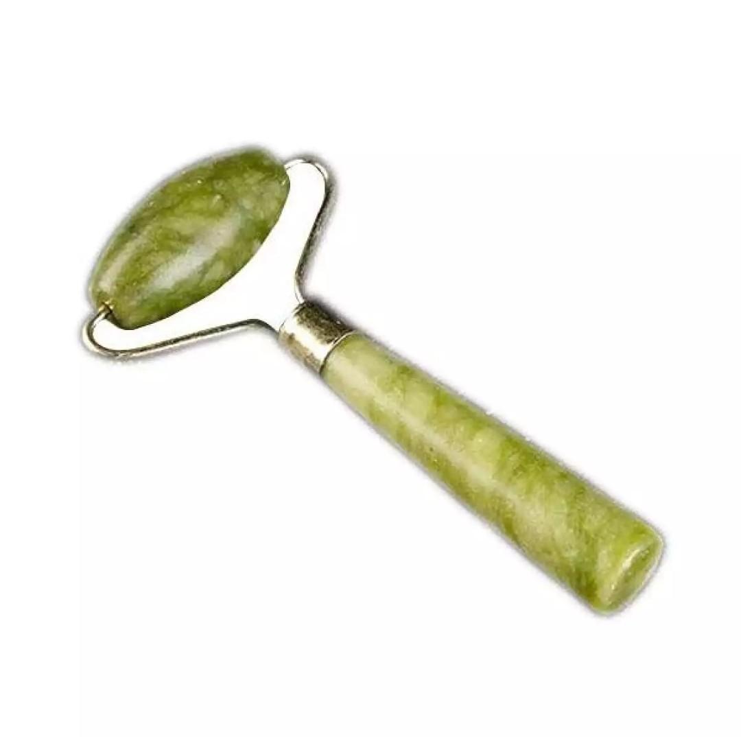 FACIAL MASSAGE ROLLER JADE STONE (Single head) (Category: Massage Devices) located in Quezon City. Submitted by maica.store (Listing ID 1050166366, Image 2). Description: Features: Perfect For Using On Your Face And Body. Good To Relax Your Muscle And Feel More Tight, Body Slimming The Jade Roller is used to promote blood circulation and metabolism of skin surface, and promote skin elasticity. Small and exquisite, single head Promote facial blood