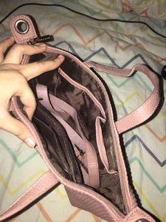 (Category: ) located in . Submitted by katherinebaranda (Listing ID 1050090819, Image 1). Description: .