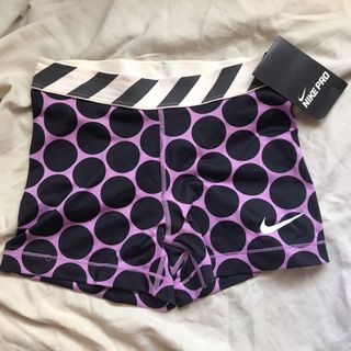 (Category: ) located in . Submitted by mcloset_ (Listing ID 1049998097, Image 1). Description: .