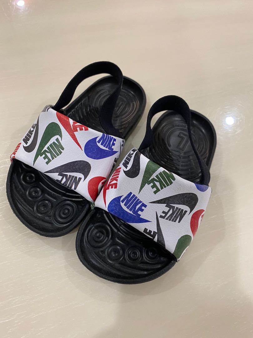 infant nike slippers