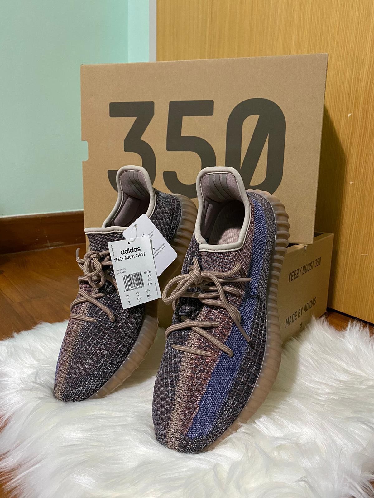Yeezy Boost 350 v2 'Fade', Men's Fashion, Footwear, Sneakers on Carousell