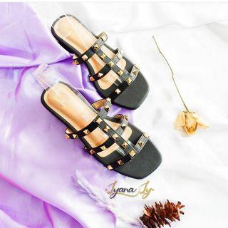 ZERREN HEELS!