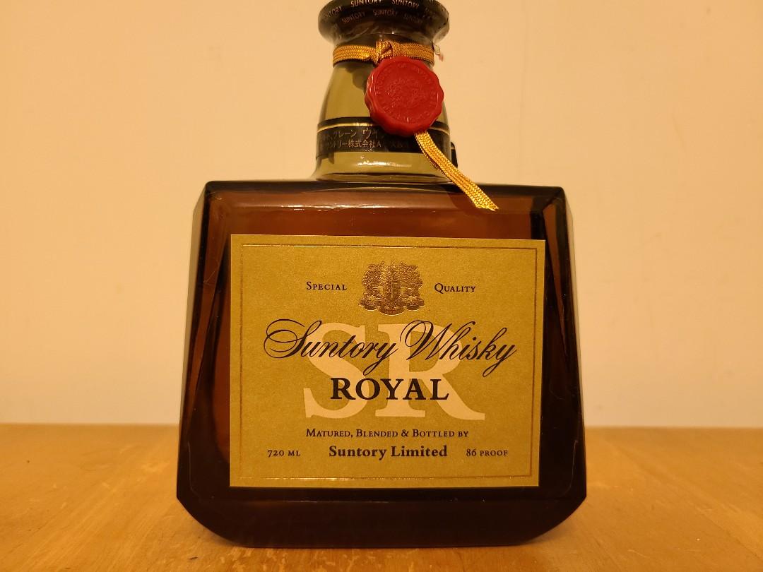 80年代第二代雙獅版威士忌)Suntory whisky royal SR 三得利720ml 43%, 嘢食 嘢飲, 酒精飲料- Carousell