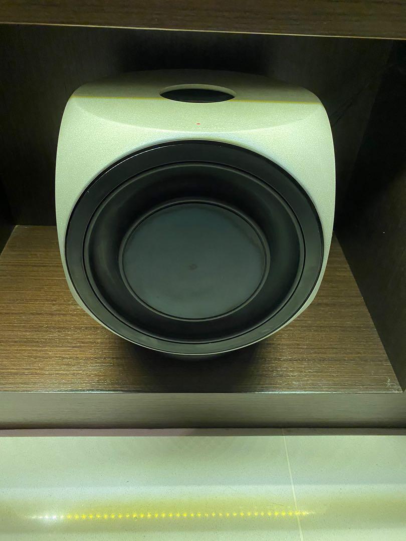 Albany te binden Dakloos B&O Beolab 2 active subwoofer- faulty, Audio, Soundbars, Speakers &  Amplifiers on Carousell