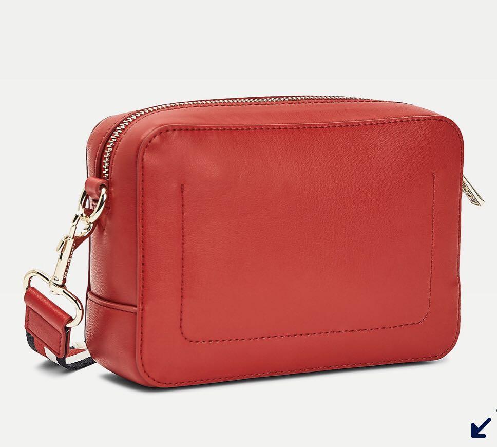 Iconic metal 2025 logo camera bag