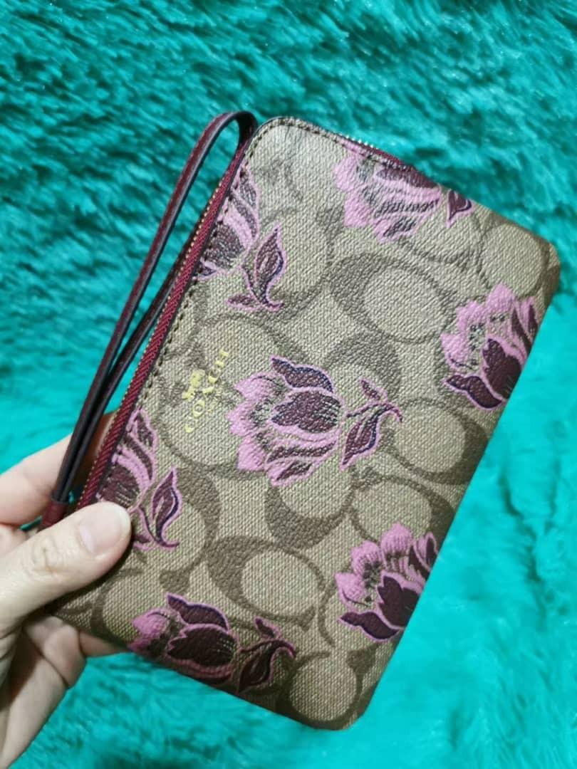 F58032 hot sale coach wristlet