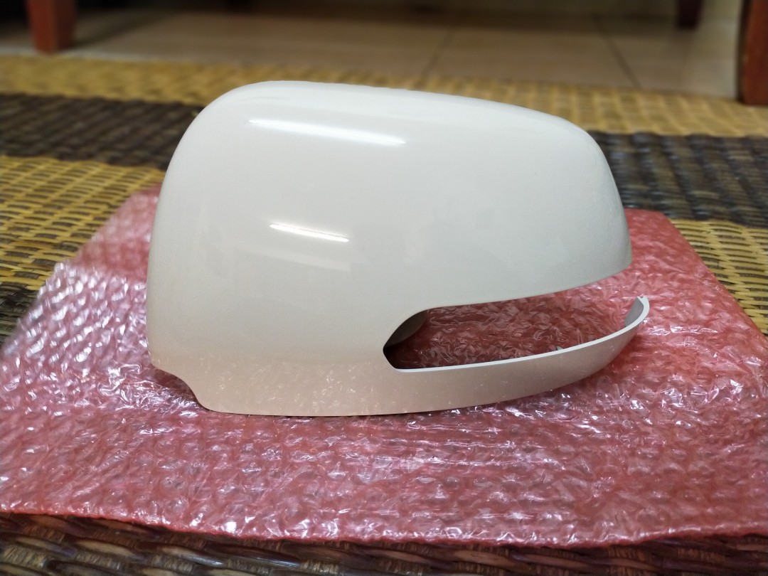 Exora side sales mirror cover