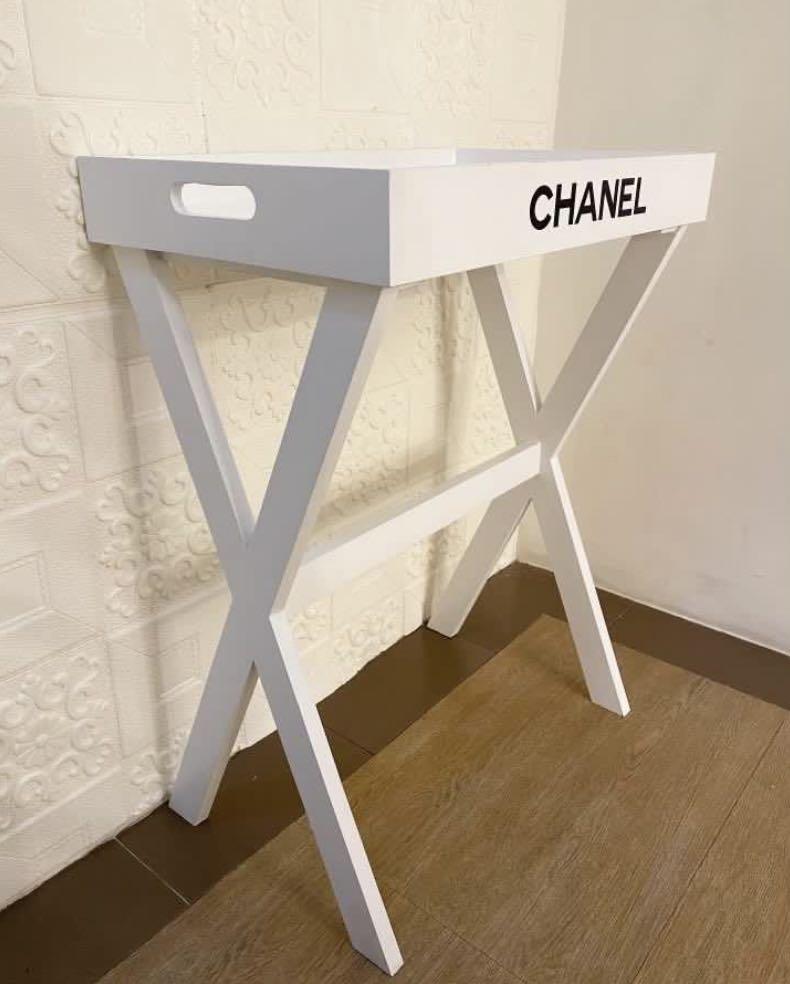 Chanel tray shop table