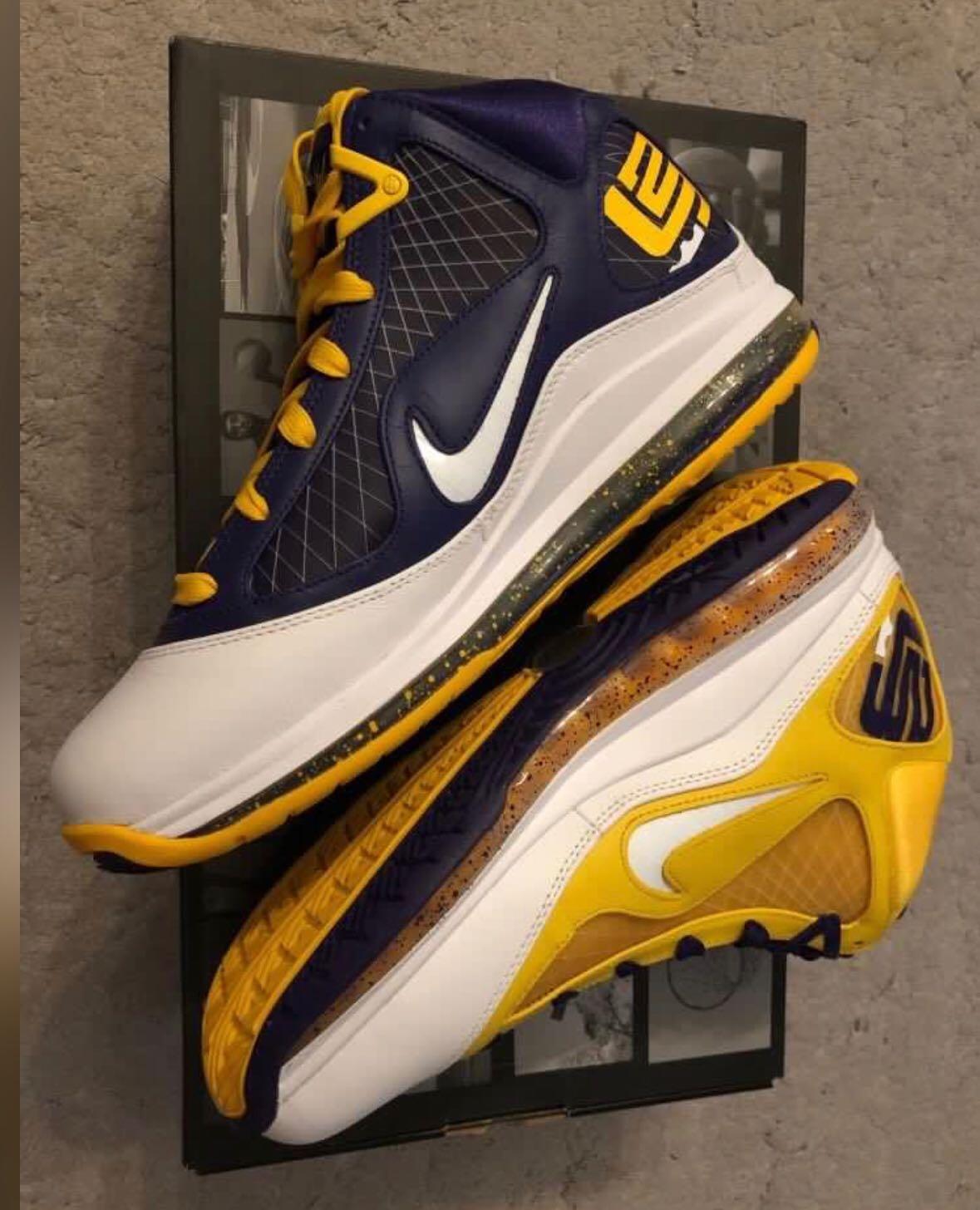 LeBron 7 Lakers Media Day US 10