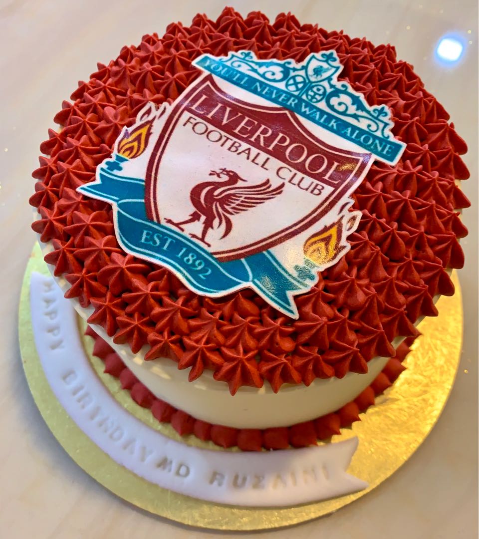 PRISHA's HOME BAKES: Liverpool Birthday Cake