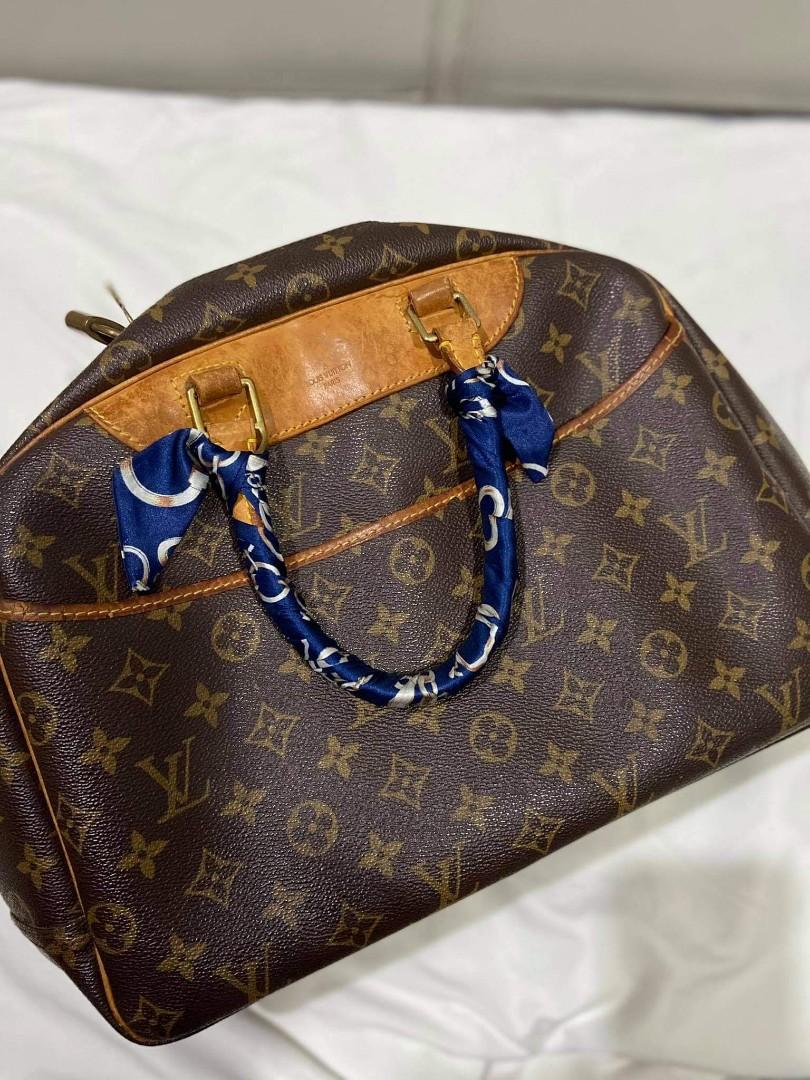 Louis Vuitton LV Deuville (Category: Luxury Bags & Wallets) located in Marikina City. Submitted by popmchn (Listing ID 1046388854, Image 1). Description: Preloved Louis Vuitton Deuville P15,000.00 only.