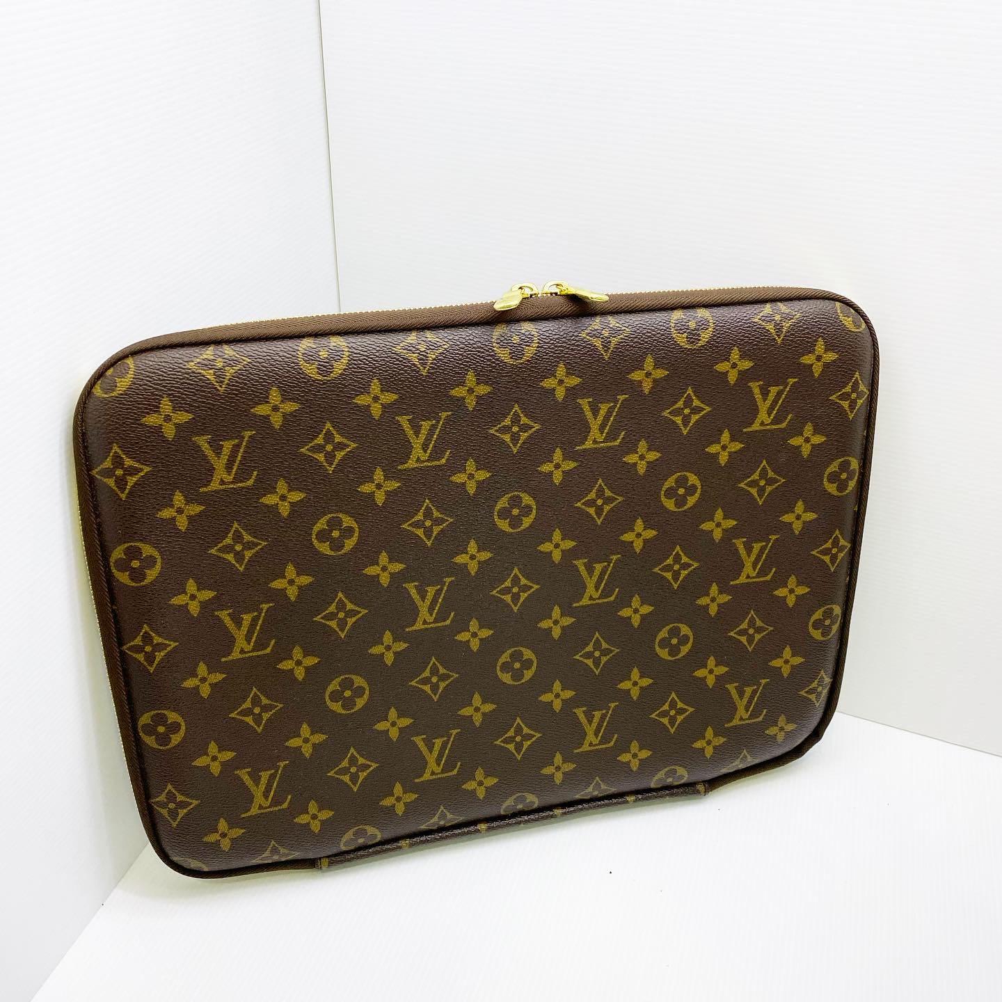 Louis Vuitton Laptop sleeve 15, Luxury, Bags & Wallets on Carousell