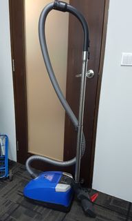 (Category: ) located in . Submitted by wastebuster (Listing ID 1046255723, Image 1). Description: .