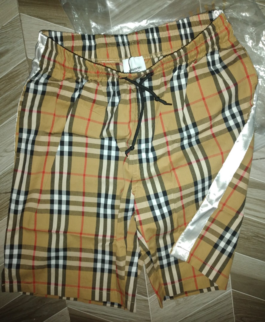 novacheck burberry shorts Men s Fashion Bottoms Shorts on Carousell