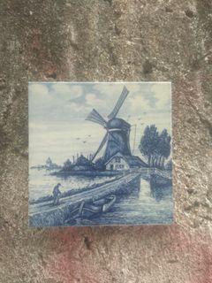 Pajangan Antik Holland