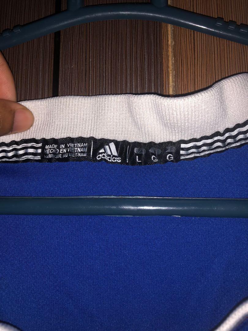Singlet (Category: Formal Shirts) located in Ipoh. Submitted by raznilpreloved (Listing ID 1046409012, Image 3). Description: clearance almari, apa apa roger je condition seperti dalam gambar, postage saya belanja hehe.