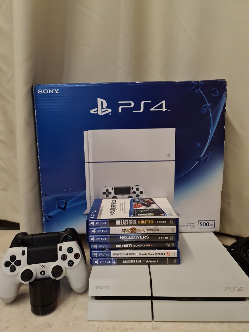 PS4 500GB BO2 Bundle