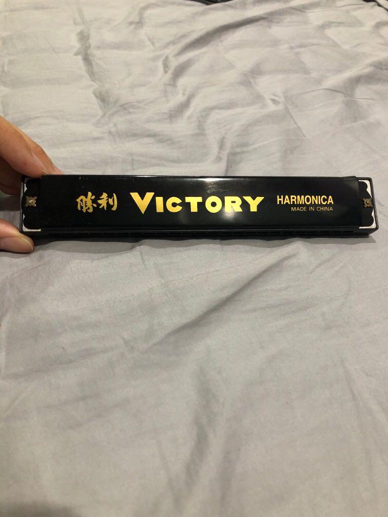 Victory Harmonica (Category: Musical Instruments) located in Seri Kembangan. Submitted by phenomenal34 (Listing ID 1046418322, Image 1). Description: .
