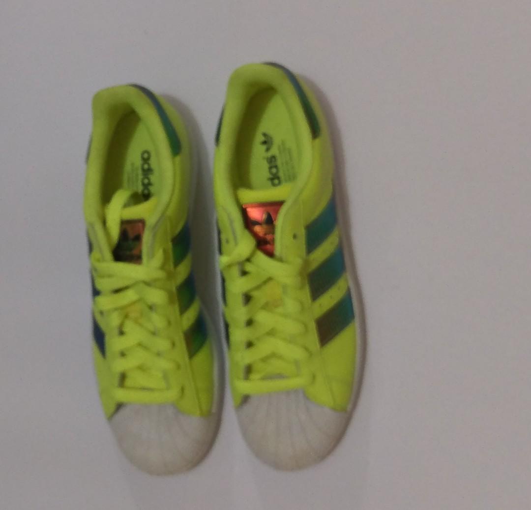 adidas gazelle silver green womens adidas Superstar Shoes White/Black/Green H06192