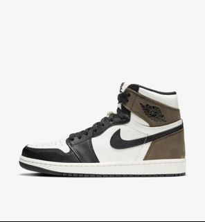 (Category: ) located in . Submitted by shoeauthentic_sg (Listing ID 1050308861, Image 1). Description: .