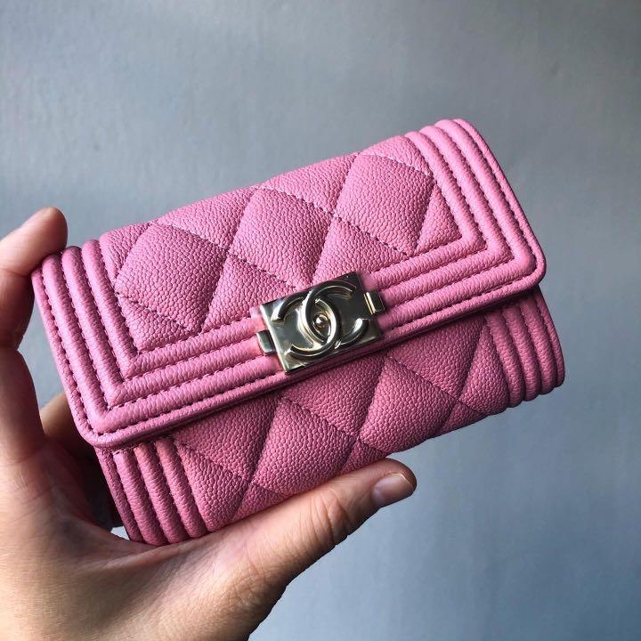 Authentic Chanel Sakura Pink Caviar Snap Card Holder w GHW, Luxury, Bags &  Wallets on Carousell