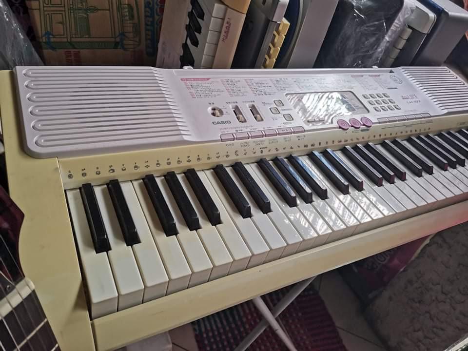 Casio LK-107 61 Keys Keyboard Piano Organ Sampler, Hobbies & Toys 