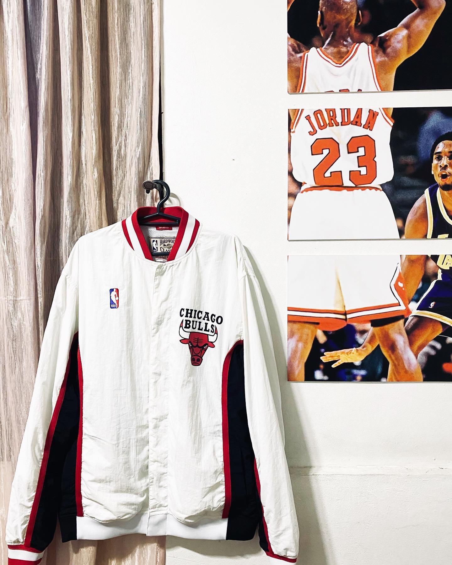 Chicago bulls white new arrivals warm up jacket